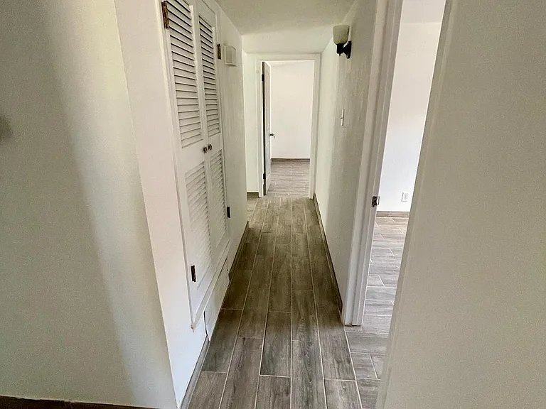 4917 Royal Dr — Photo 13