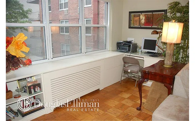 Sold by Douglas Elliman | media 23