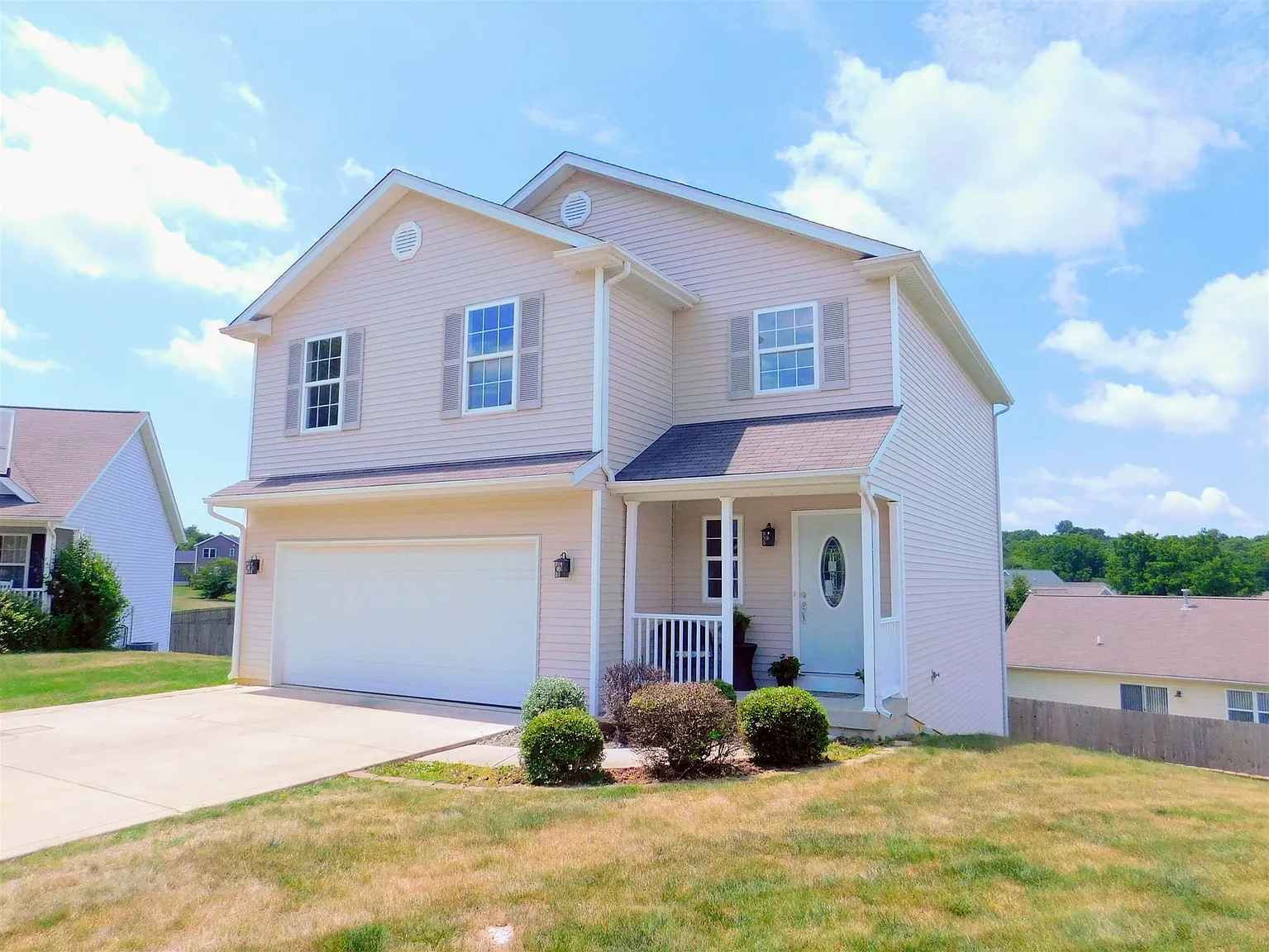 662 S Solitude Ct photo 1