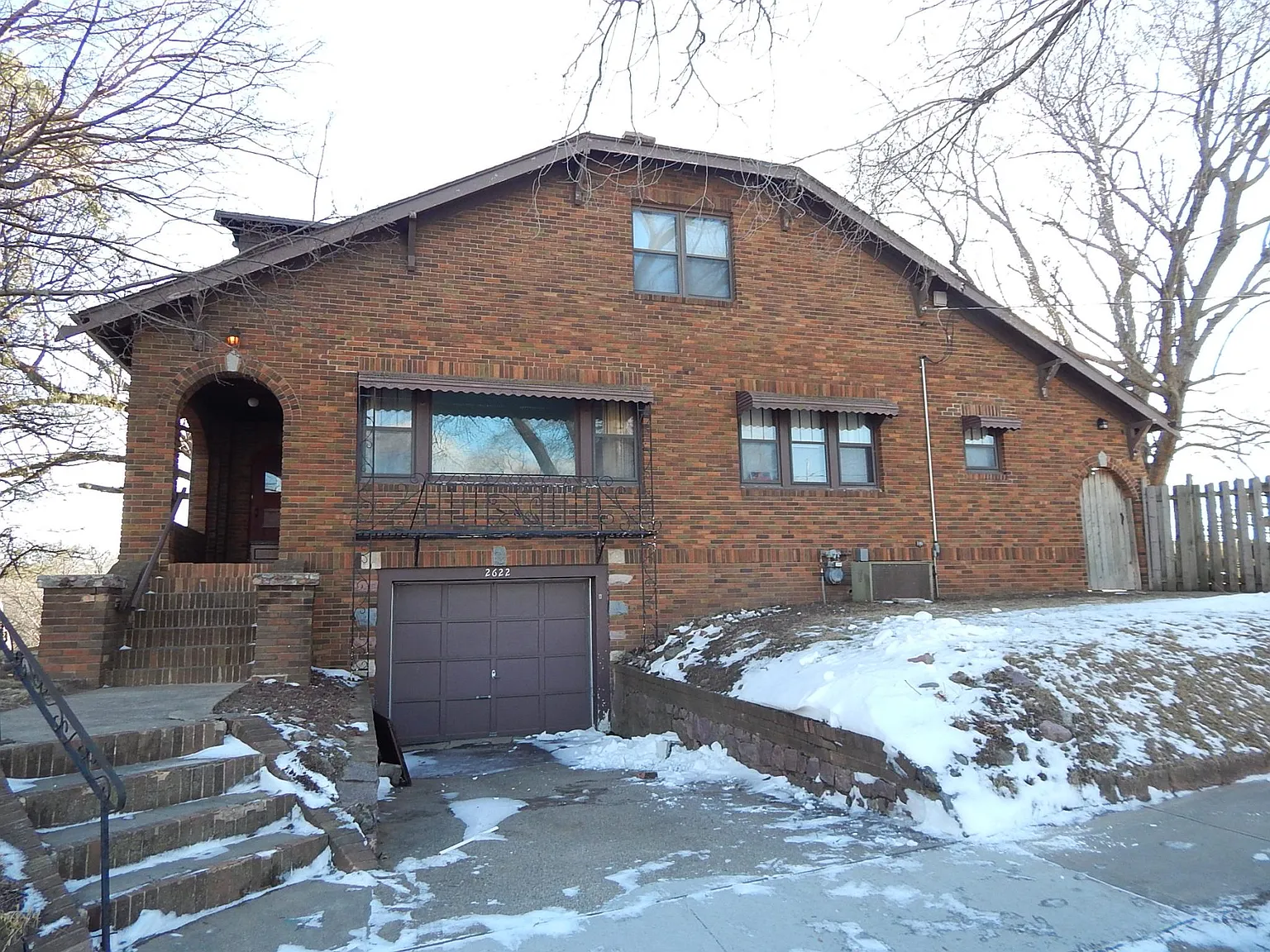 2622 Ridge Ave — Photo 2