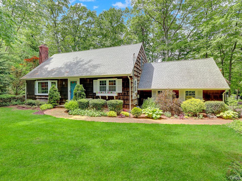 1st image of 16 Maplewood Drive