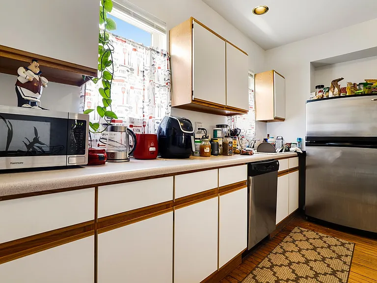 745 N Throop St #2 — Photo 7