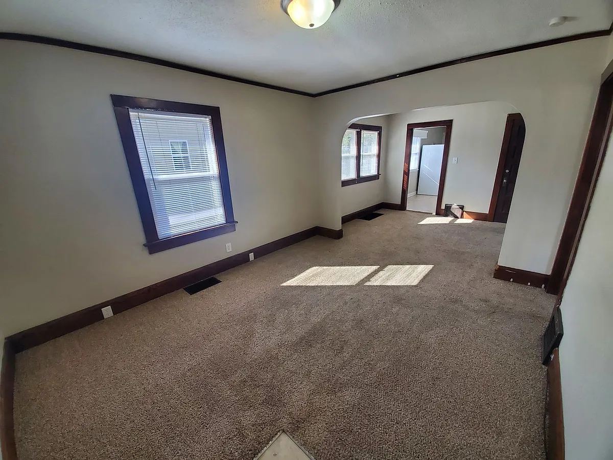 Building Photo - 2616 Bowdoin St