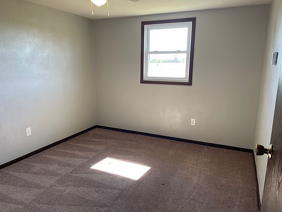 5th image of 1262 Sunrise Ct