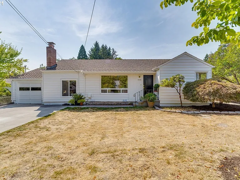 15150 SW Division St — Photo 3