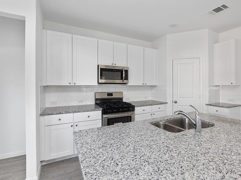 9055 Rancher Trl — Photo 5