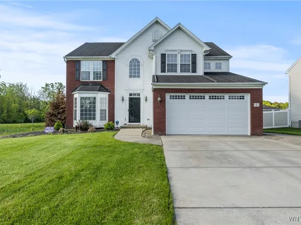 1 Saint Anthony St, Lancaster, NY 14086