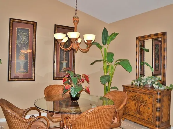 4007 Recreation Ln, Naples, FL 34116