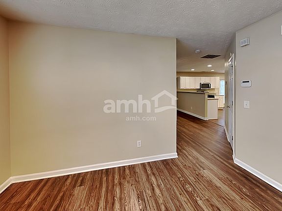5th image of 308 Sam Cobb Pl