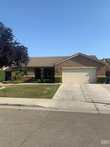 2608 Casa Serena Dr, Delano, CA, 93215