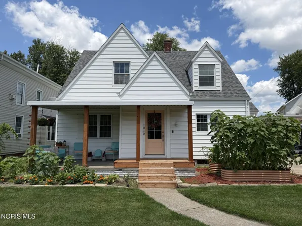 1010 Woodlawn Ave, Napoleon, OH 43545