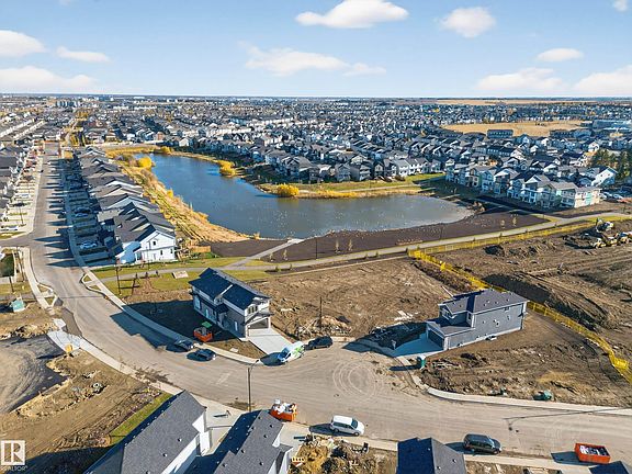 3rd image of 3285 Chernowski Way SW