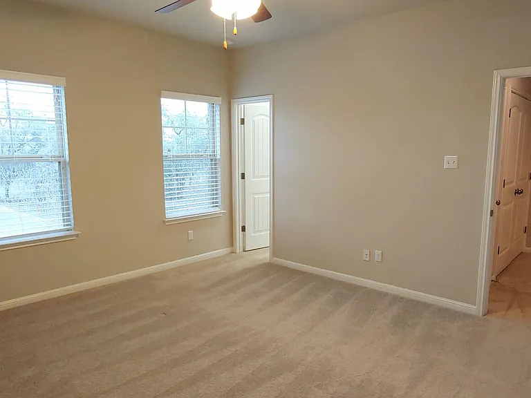 7220 Wyoming Springs Dr #902 — Photo 21