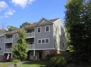 1251 Chatham Rdg, Charlottesville, VA 22901