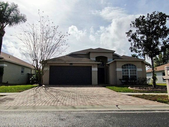 2nd image of 30538 Tremont Dr