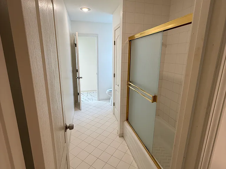 14003 Goodman St — Photo 10