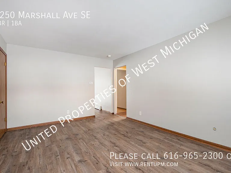 3250 Marshall Ave SE — Photo 4