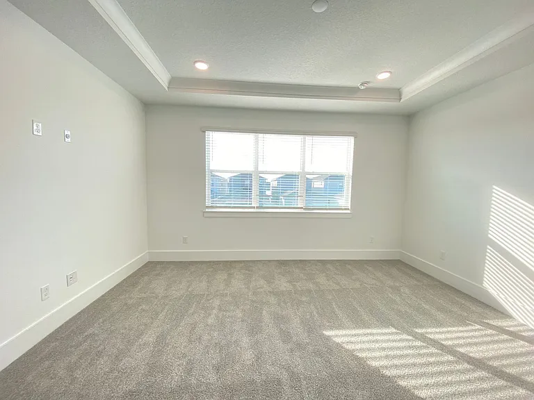 12668 Clear Sapphire Dr — Photo 37