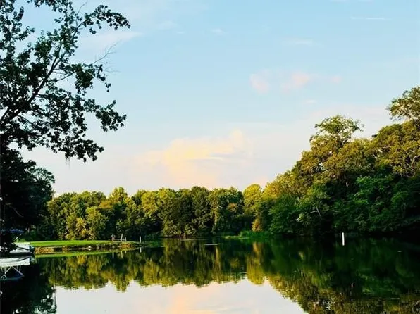 54 Robinson Pond Rd, Prattville, AL 36067