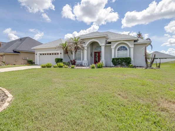 6798 Hartsworth Dr, Lakeland, FL 33813