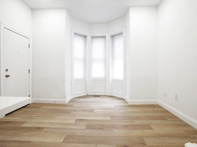 3619 Powelton Ave #1R — Photo 7