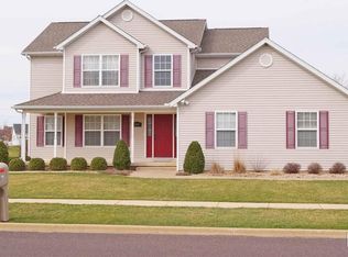 1601 Jadens Way, Washington, IL 61571