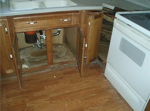 5th image of 424 Corrine Ct
