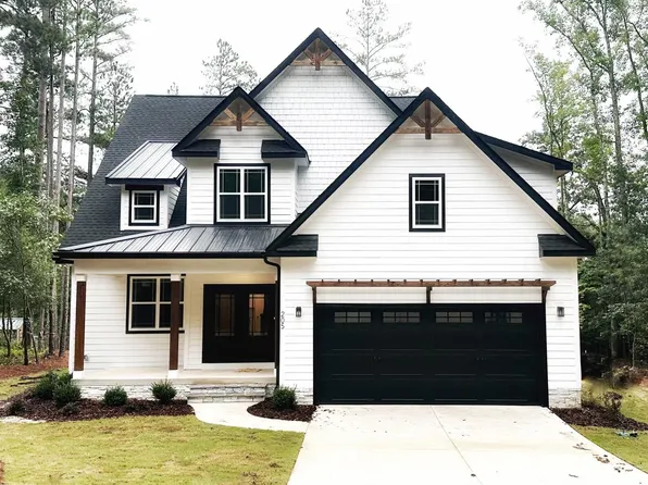 205 Lakeside Drive, Aberdeen, NC 28315