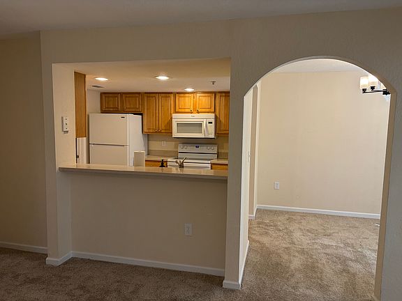 2nd image of 10075 Gate Pkwy N APT 307