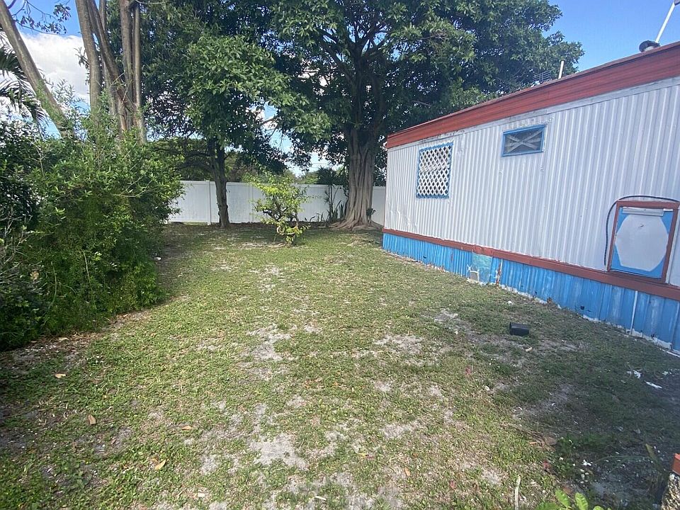 1st image of 39 Havenwood Dr