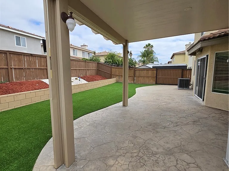 40643 Cartier St — Photo 25