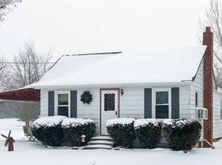 1124 Fitchburg Rd, Stockbridge, MI 49285