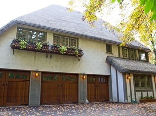 605 Bushaway Rd, Wayzata, MN 55391