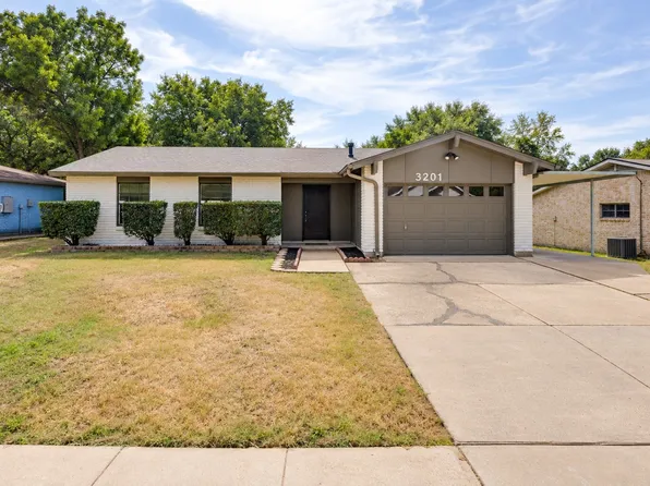 3201 Winderemere Dr, Arlington, TX 76014