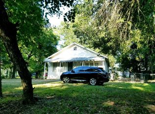 2812 Angier Rd #B, Huntsville, TX 77340