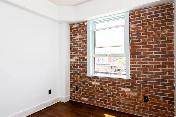 Rented by Nooklyn NYC LLC | media 32