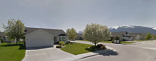 100 Stonegate Dr Photo 1