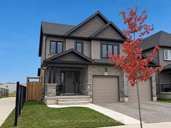 236 Bradshaw Dr, Perth East, ON N5A 0C5