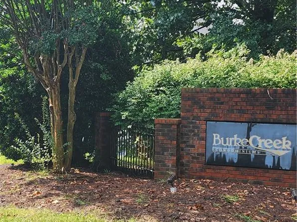 132 Rivertree Ln, Winston Salem, NC 27103