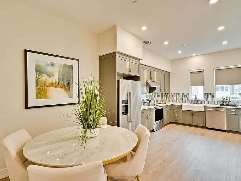 536 Somi Ct — Photo 8