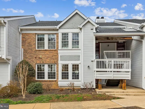 3353 Lakeside View Dr Unit 8-3, Falls Church, VA 22041