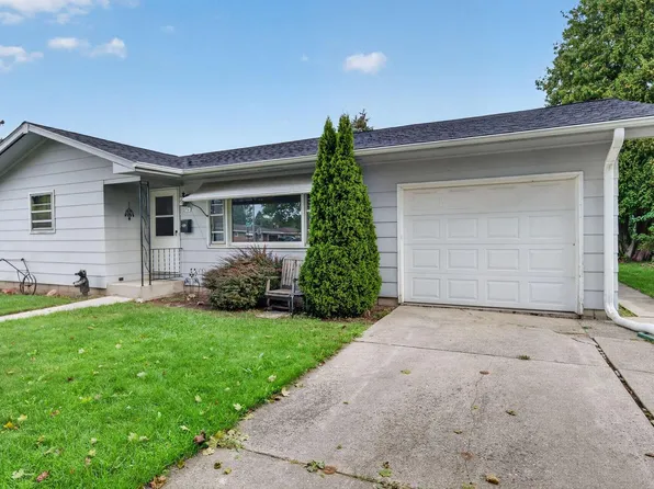 2746 Saemann AVENUE, Sheboygan, WI 53081