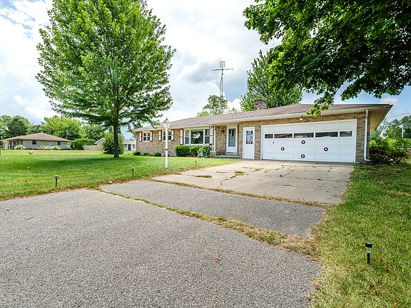 2nd image of 480 Kublick Dr