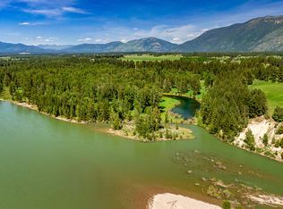 560 Windfield Ln, Columbia Falls, MT 59912