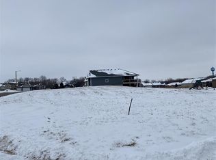 W 14th St, Dell Rapids, SD 57022