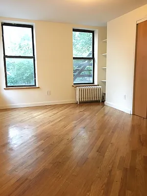 Rented by Meraki Realty LLC | media 9