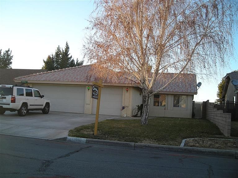2nd image of 12980 Bermuda Dunes Rd