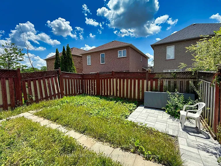 189 Warwick Cres #UPPER — Photo 27