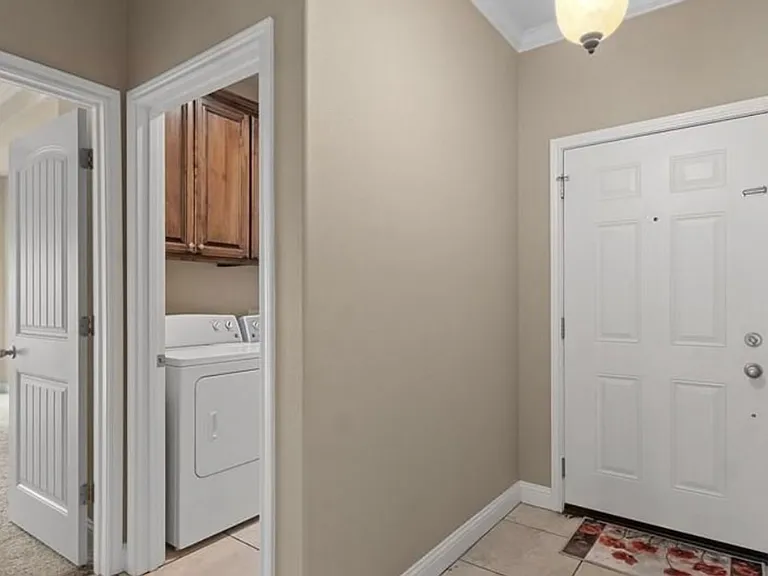5005 Hidden Acres Dr — Photo 6