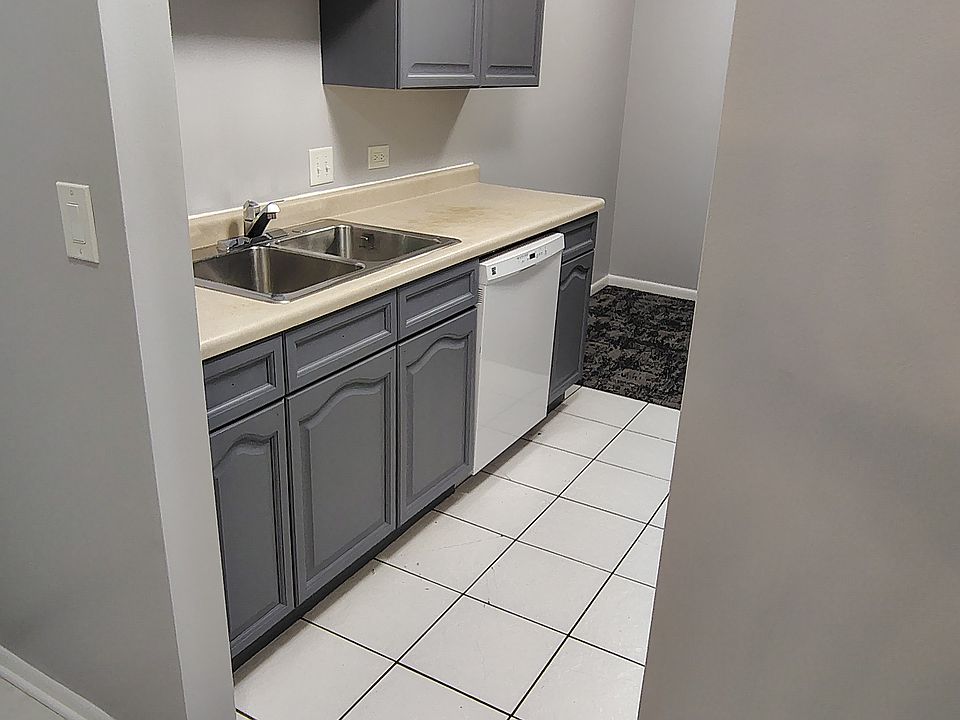 1st image of 1147 Miller Ln